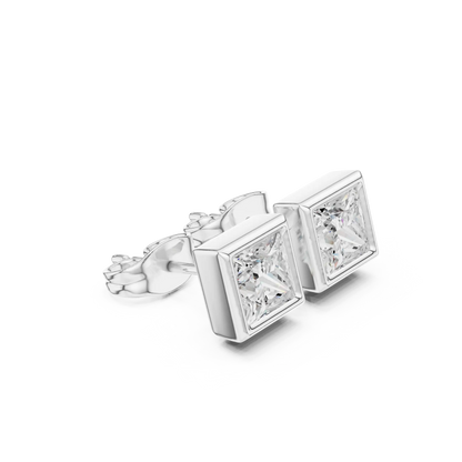 Cavelle Stud Earrings