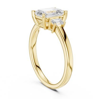 Trois Émeraude Diamond Ring