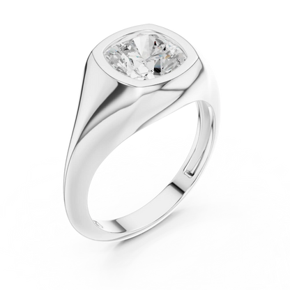 Signet Luxe Diamond Ring