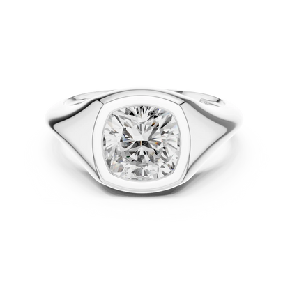 Signet Luxe Diamond Ring
