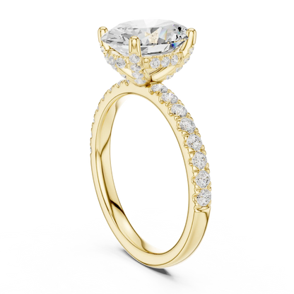 Ovalina Vale Diamond Ring