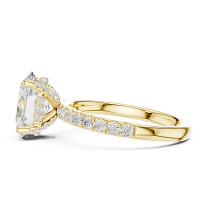 Ovalina Vale Diamond Ring