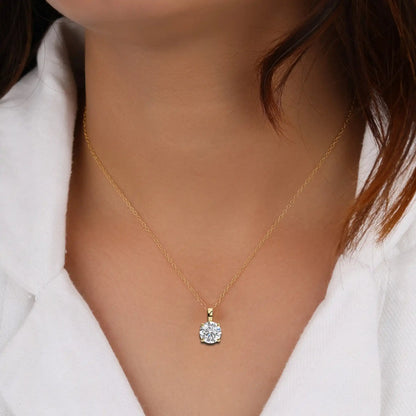 Simple Sparkle Diamond Pendant
