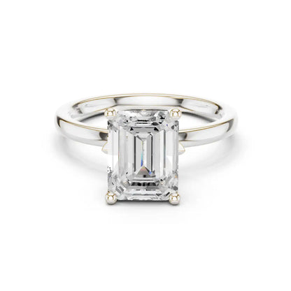 Emeraude Vantail Diamond Ring