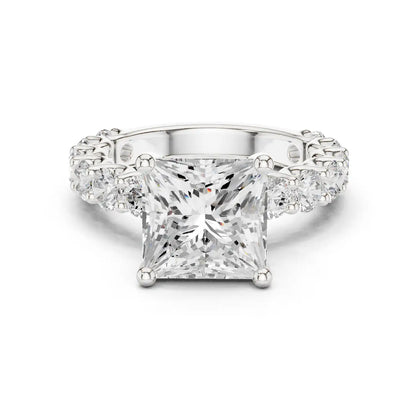 Regina Grace Diamond Ring